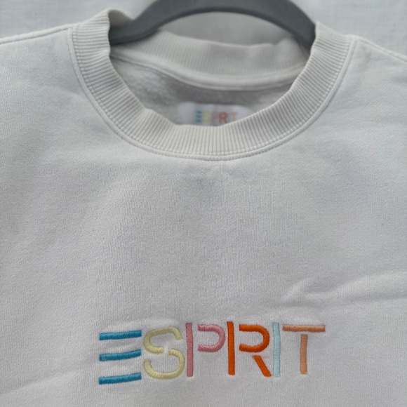 ESPRIT Crewneck - Picture 2 of 3
